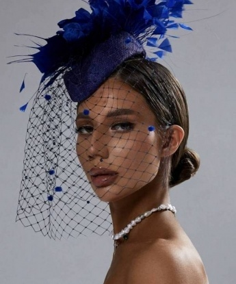 Елена, 22 года, 2 размер груди